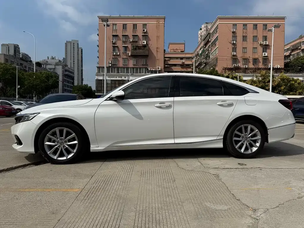 Honda Accord 2022 из CN, фото 4