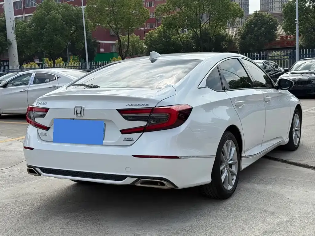 Honda Accord 2022 из CN, фото 7