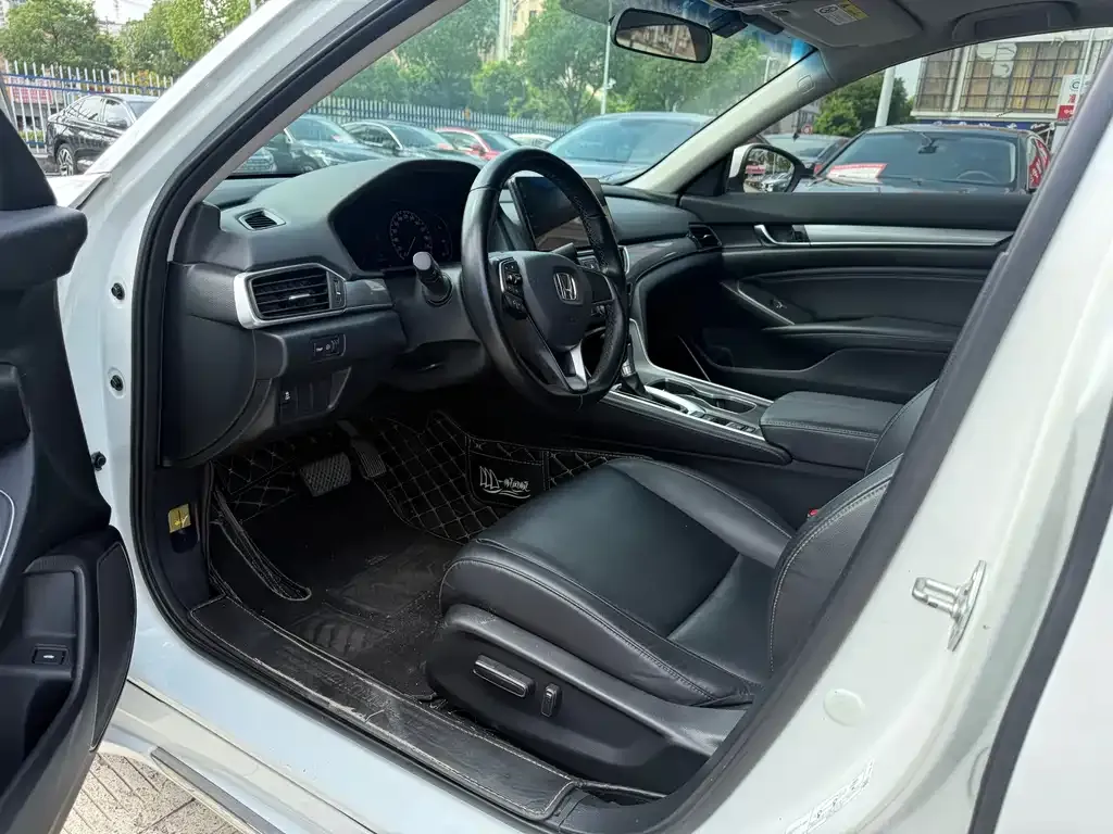 Honda Accord 2022 из CN, фото 9
