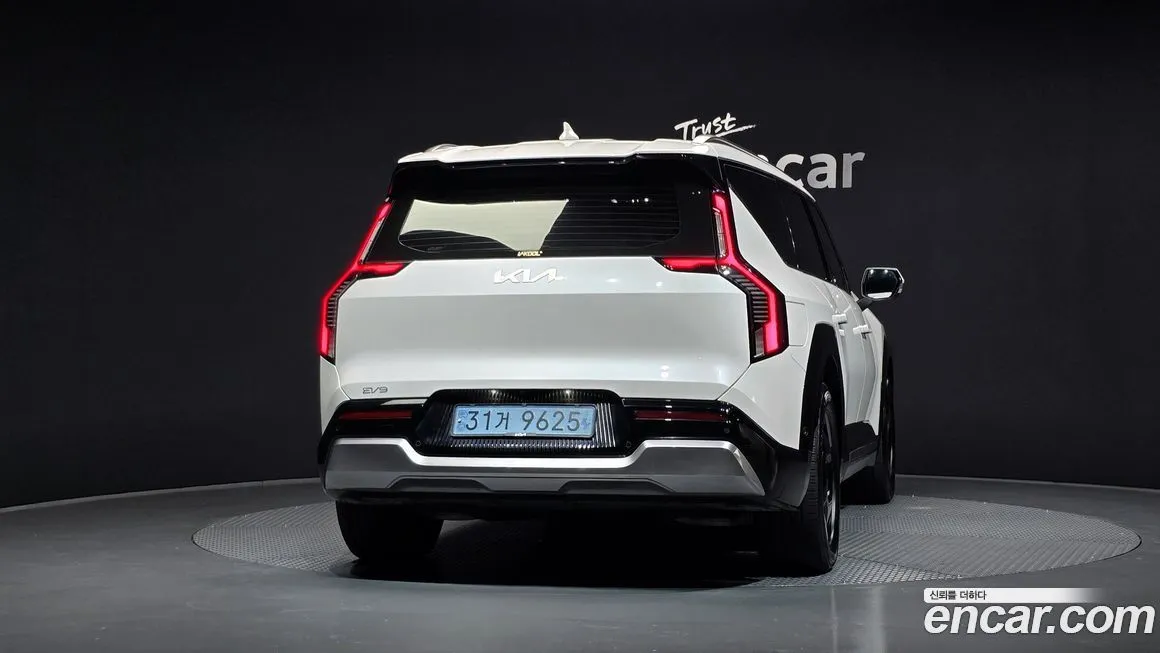 Kia EV9 2024 из KR, фото 4