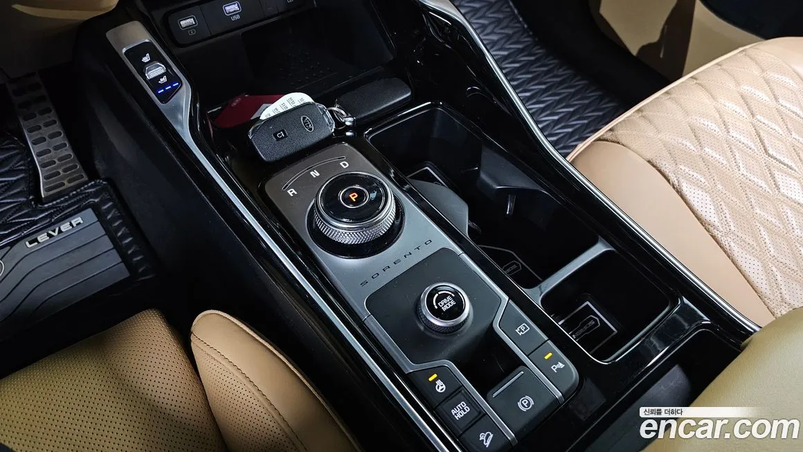 Kia Sorento — фото 9