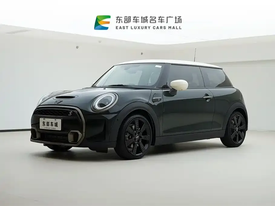 MINI Cooper (3-door) — фото 1