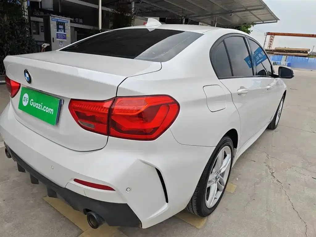 BMW 1 Series 2021 из CN, фото 7