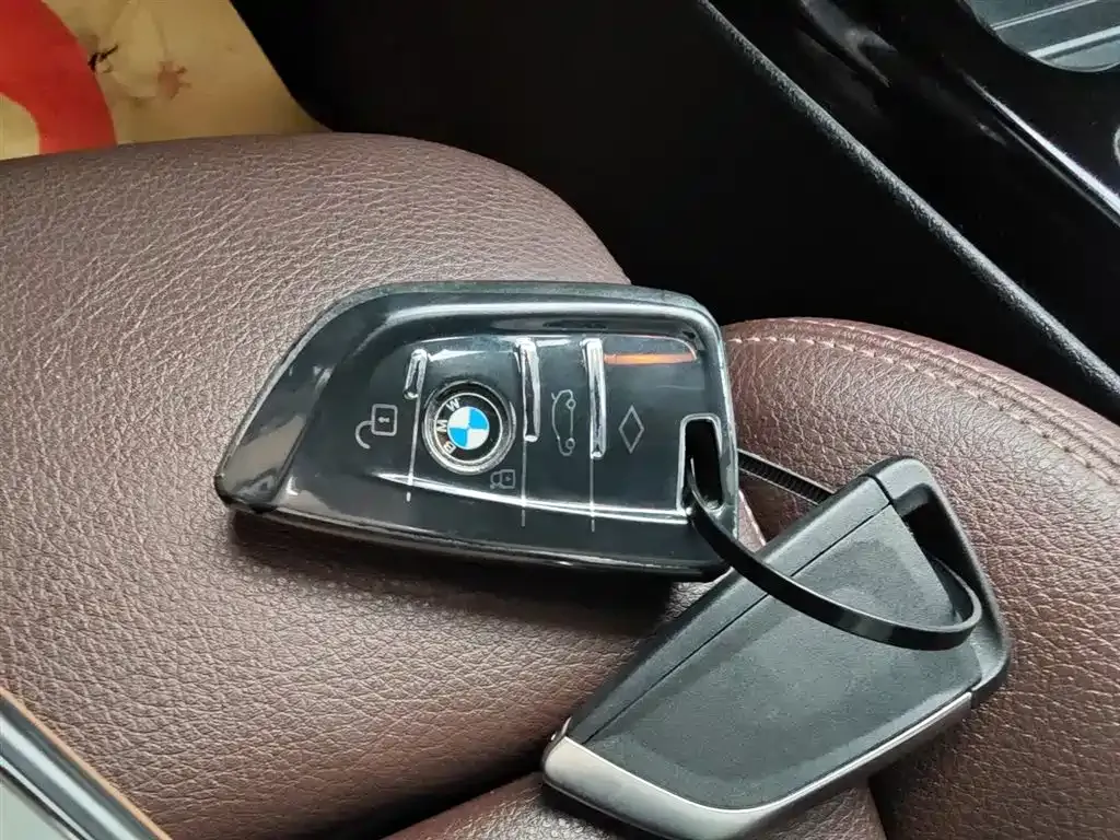 BMW 1 Series 2021 из CN, фото 9