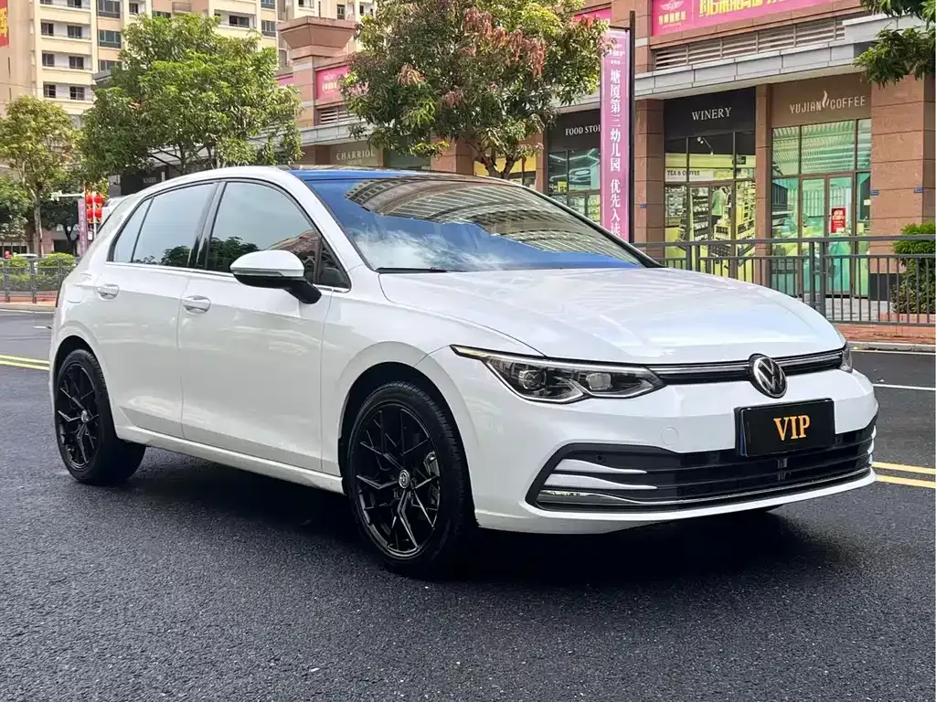 Volkswagen Golf 2022 из CN, фото 3