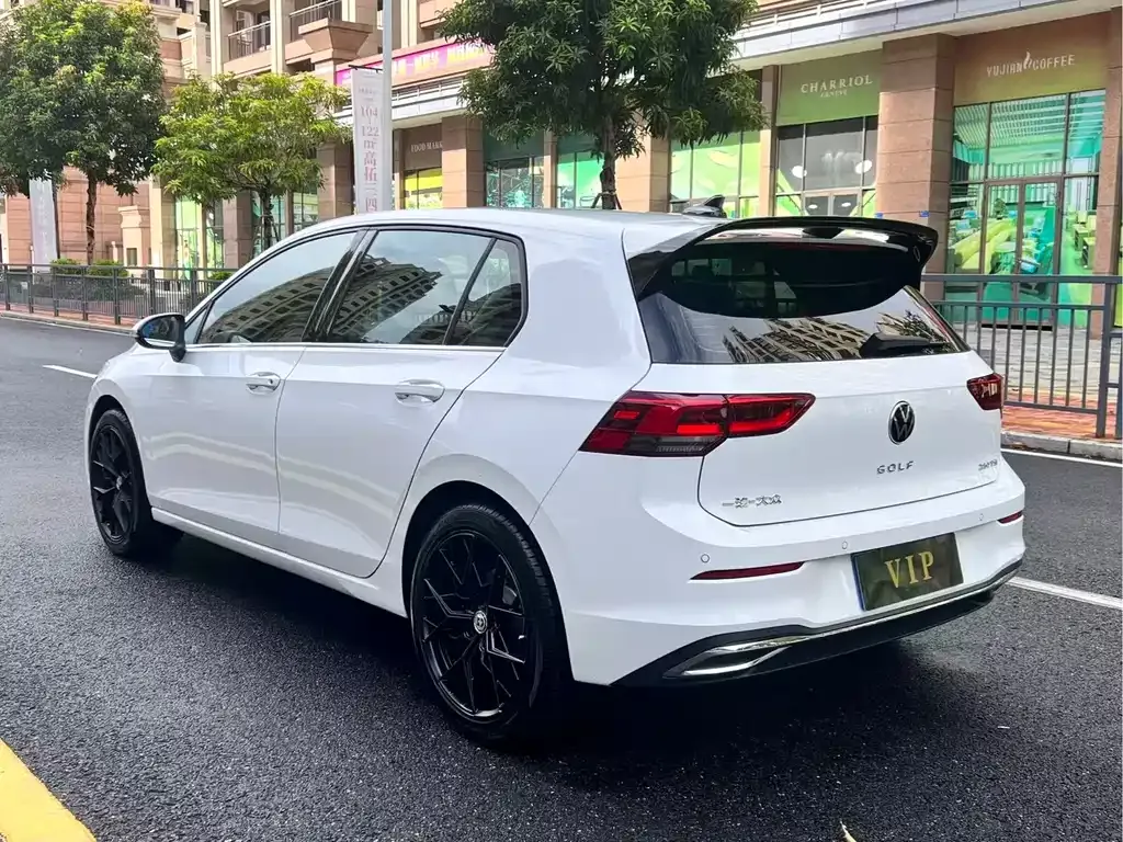 Volkswagen Golf 2022 из CN, фото 6