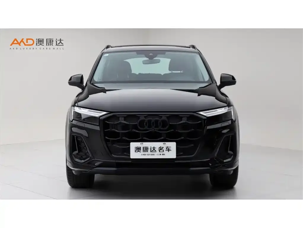 Audi Q7 2025 из CN, фото 2