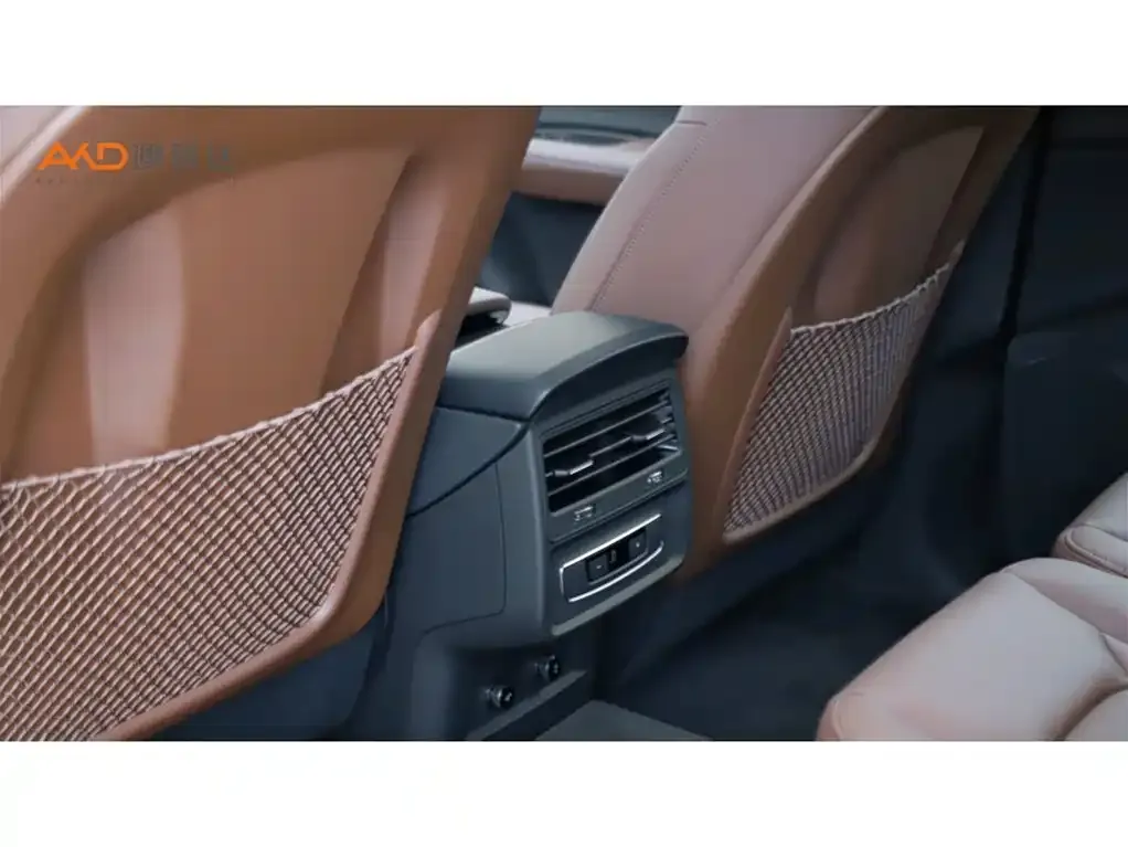 Audi Q7 2025 из CN, фото 9