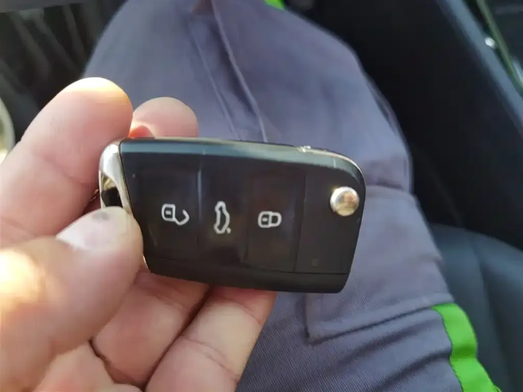 Volkswagen Bora 2022 из CN, фото 9