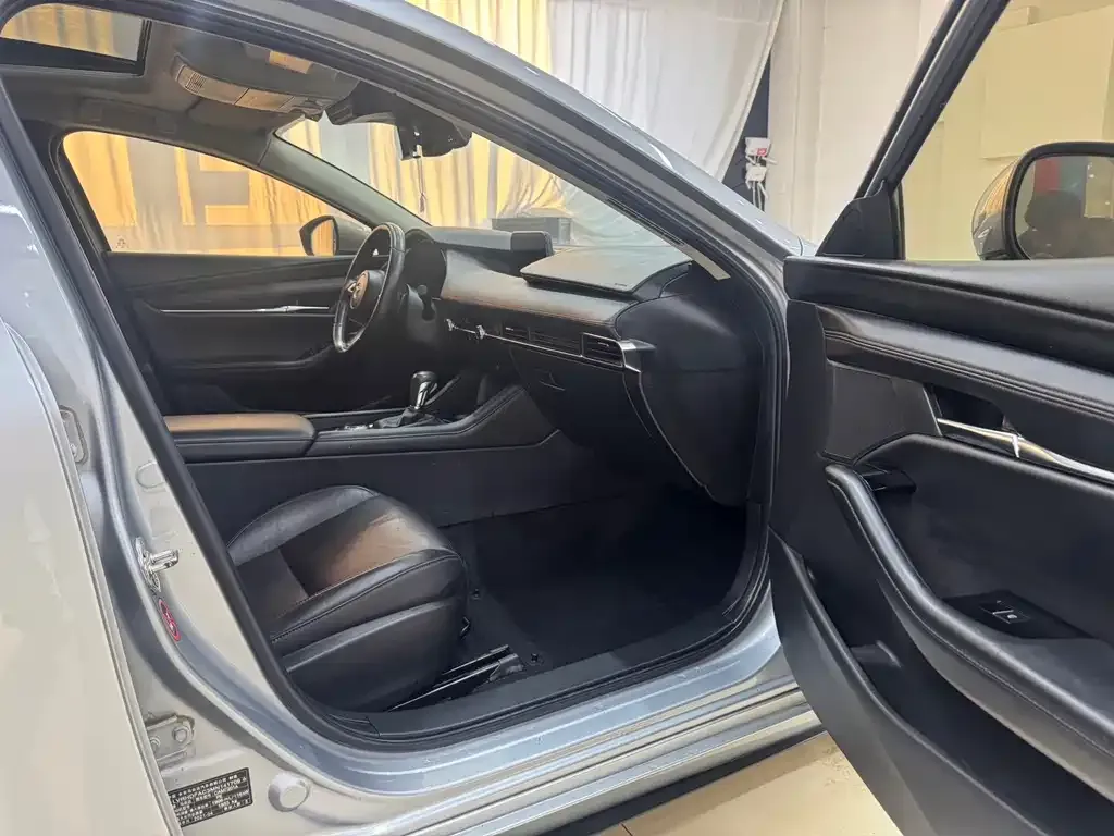Mazda 3 Axela 2021 из CN, фото 10