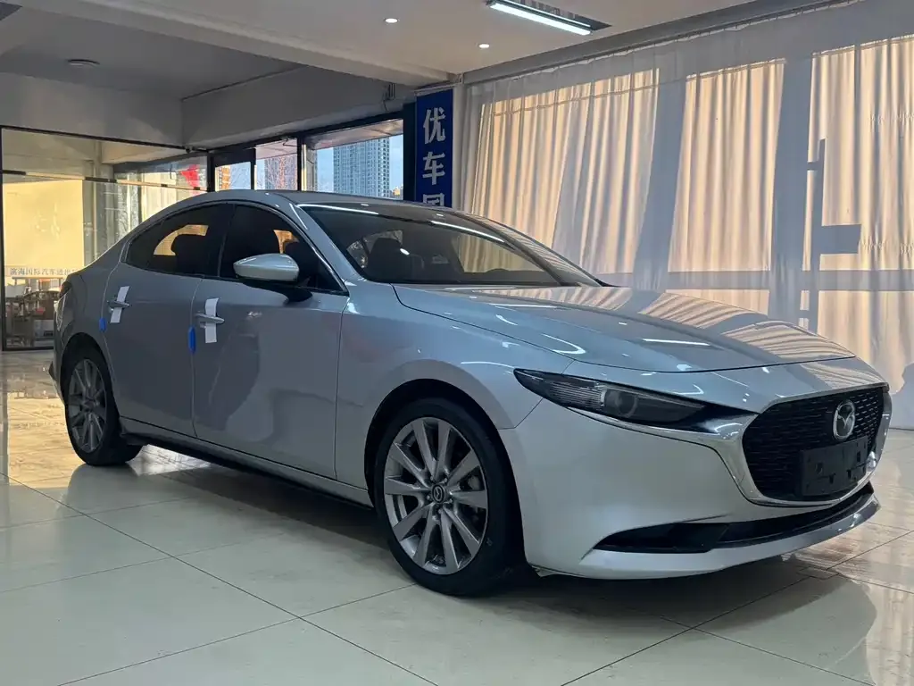 Mazda 3 Axela 2021 из CN, фото 3