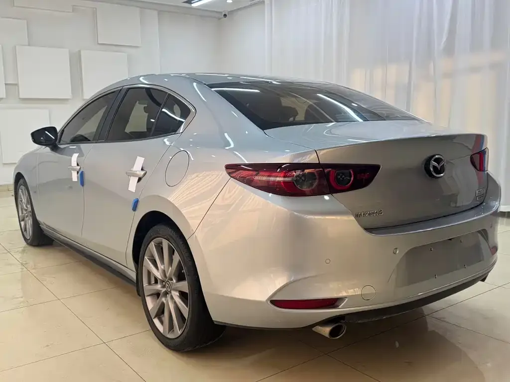 Mazda 3 Axela 2021 из CN, фото 4