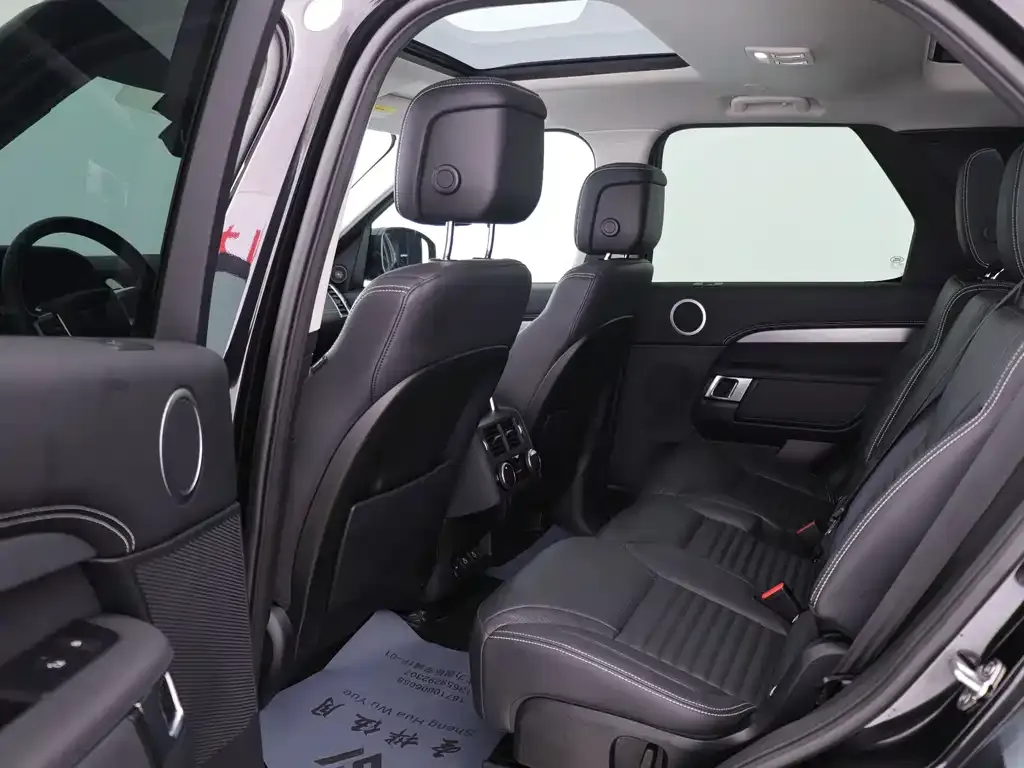 Land Rover Discovery 2023 из CN, фото 10