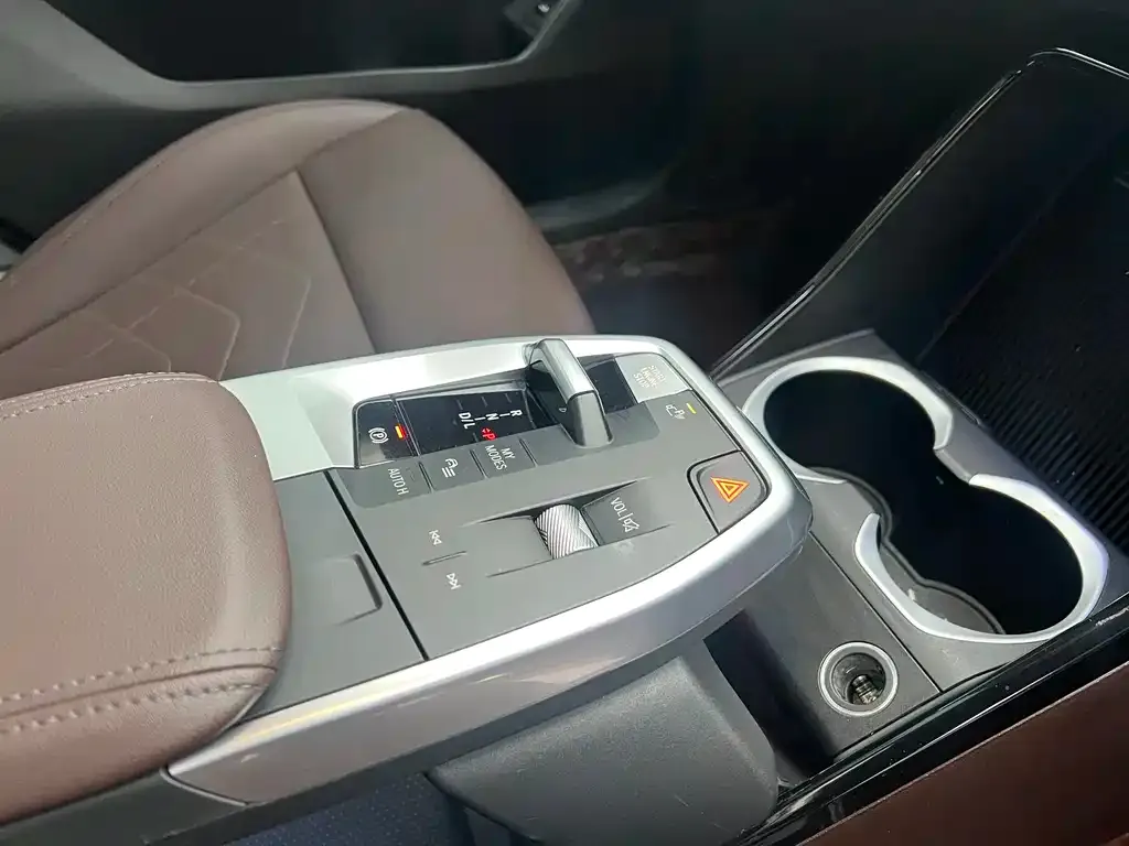 BMW X1 2023 из CN, фото 8