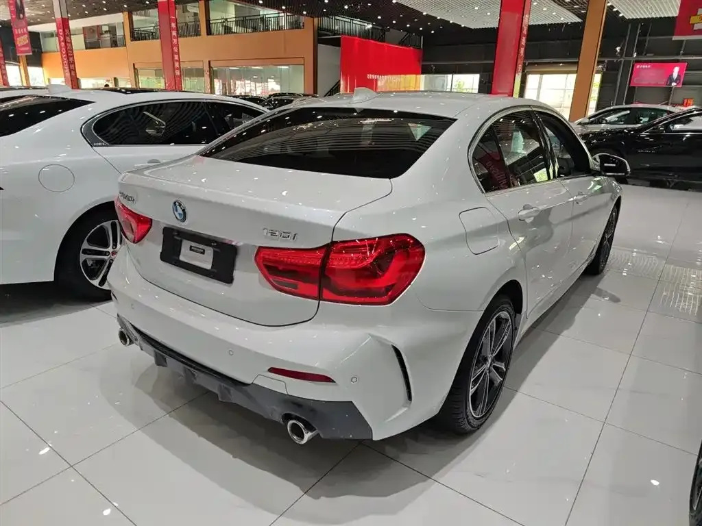 BMW 1 Series 2021 из CN, фото 5