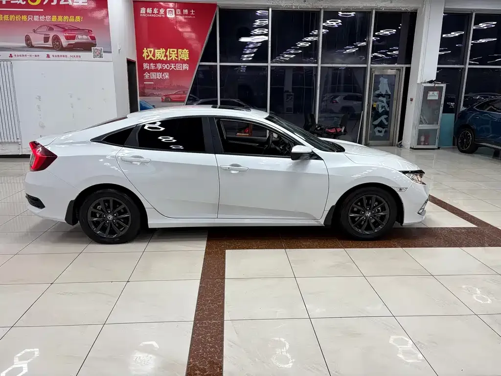 Honda Civic 2021 из CN, фото 4