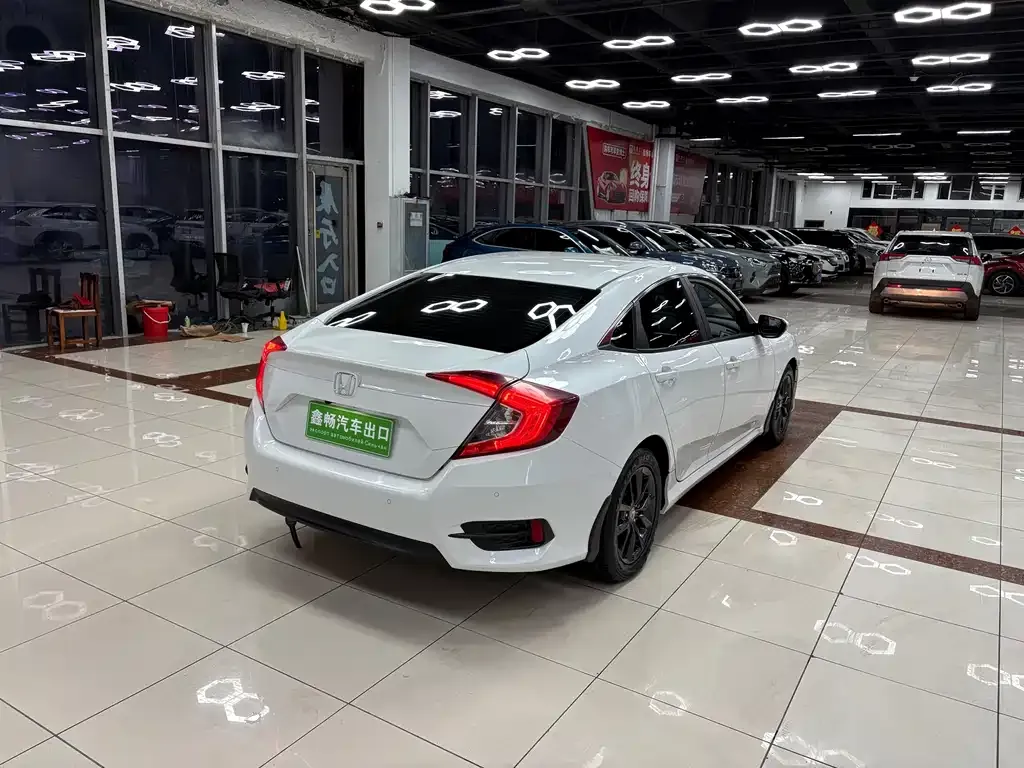 Honda Civic 2021 из CN, фото 6