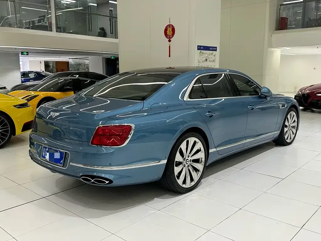 Bentley Flying Spur 2022 из CN, фото 3