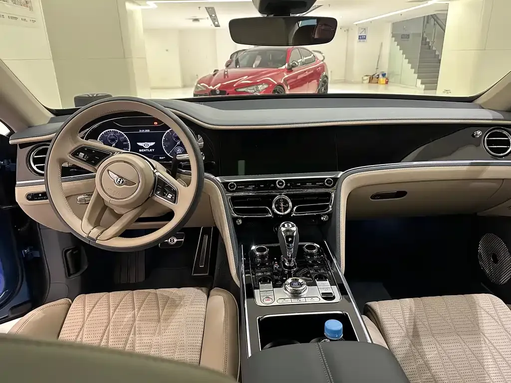 Bentley Flying Spur 2022 из CN, фото 9