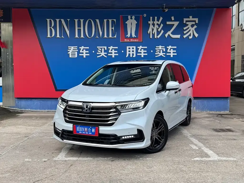 Honda Odyssey — фото 1