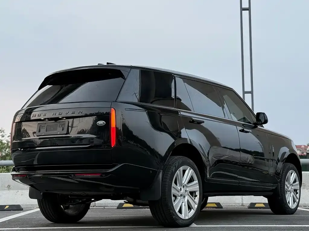 Land Rover Range Rover 2024 из CN, фото 10