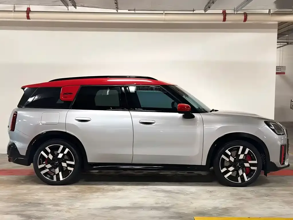 MINI Countryman JCW 2025 из CN, фото 2