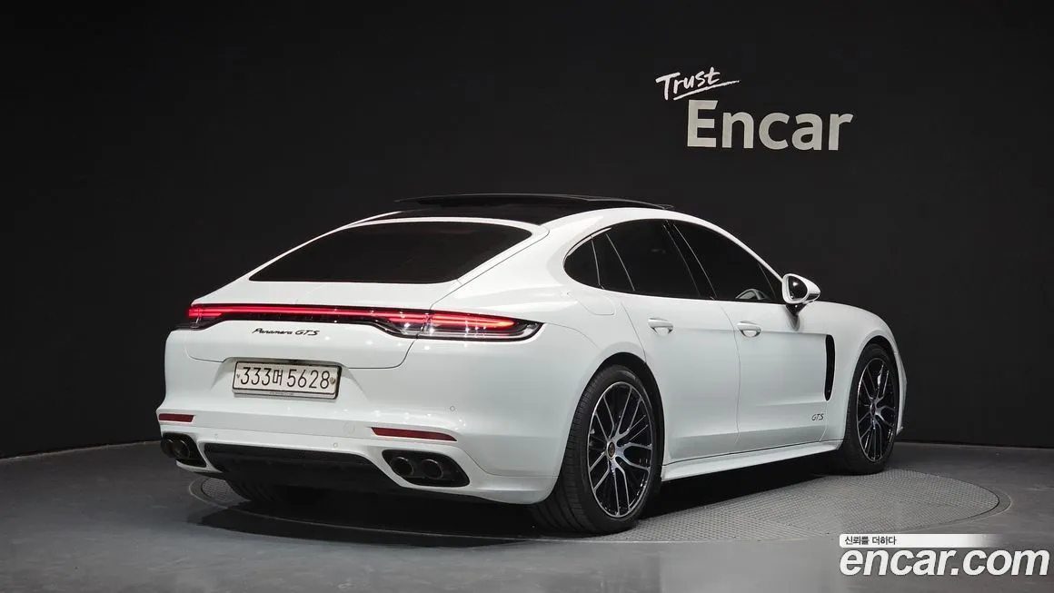 Porsche Panamera — фото 2