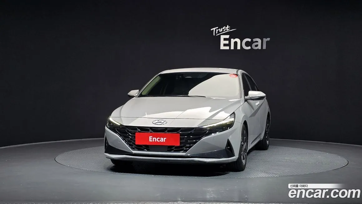 Hyundai AVANTE — фото 3