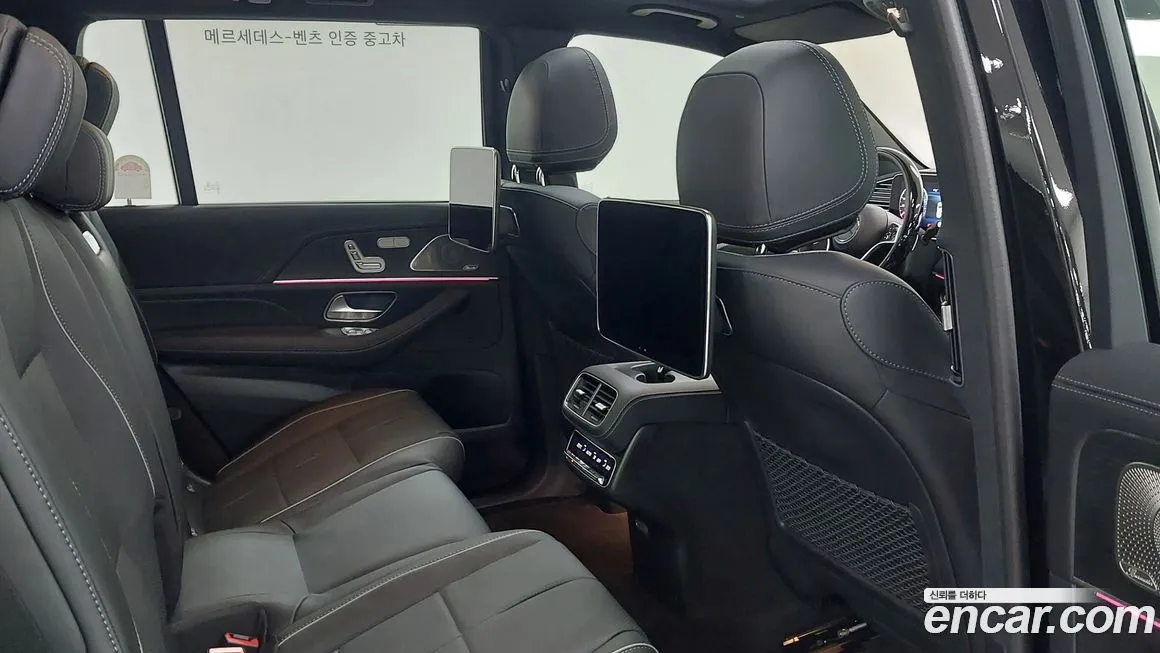 Mercedes-Benz GLS-Class — фото 10