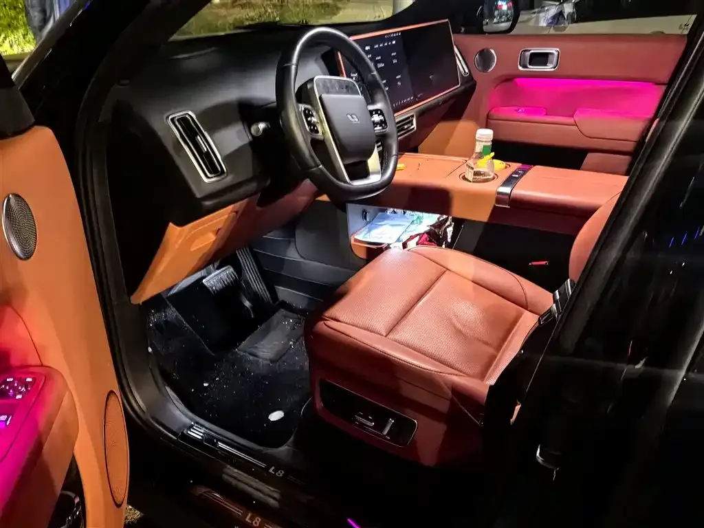 Li Auto L8 2025 из CN, фото 2