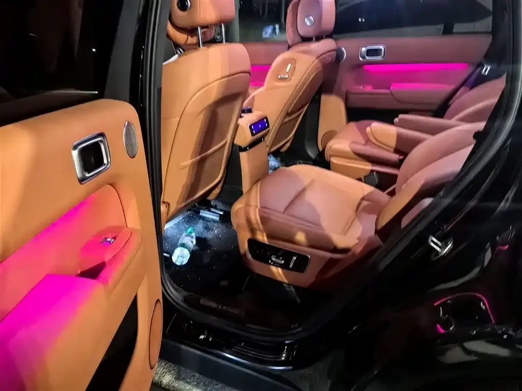 Li Auto L8 2025 из CN, фото 4