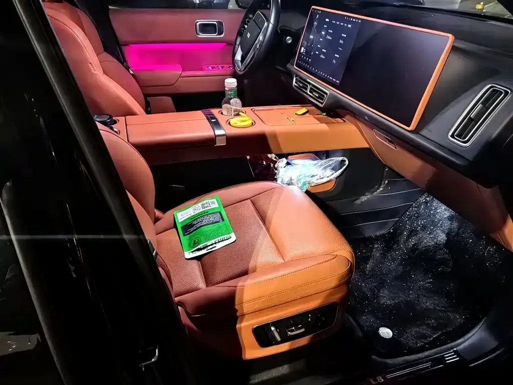 Li Auto L8 2025 из CN, фото 6