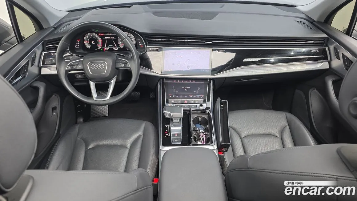 Audi Q7 2021 из KR, фото 7