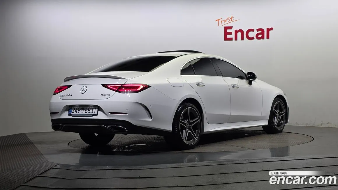 Mercedes-Benz CLS-Class — фото 2