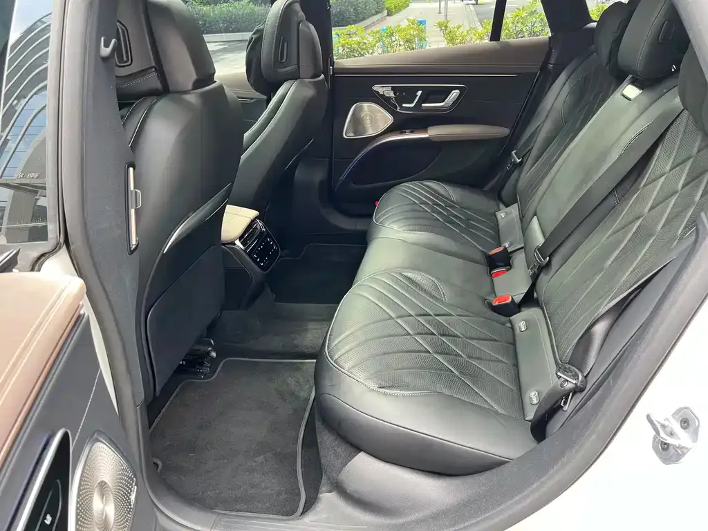 Mercedes-Benz EQS 2024 из CN, фото 10