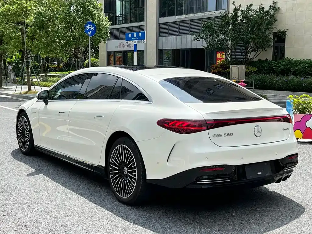 Mercedes-Benz EQS 2024 из CN, фото 6