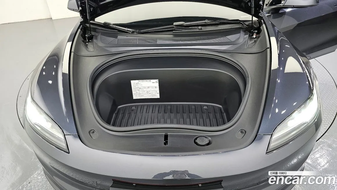 Tesla Model 3 2025 из KR, фото 6