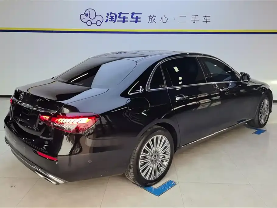 Mercedes-Benz E-Class 2023 из CN, фото 3
