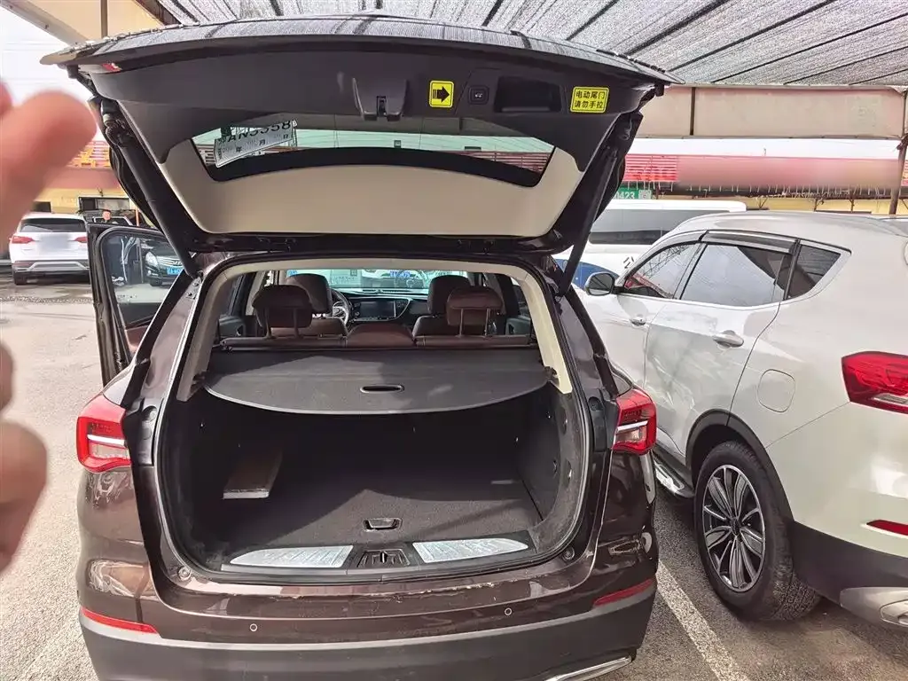 Buick Envision Plus — фото 10