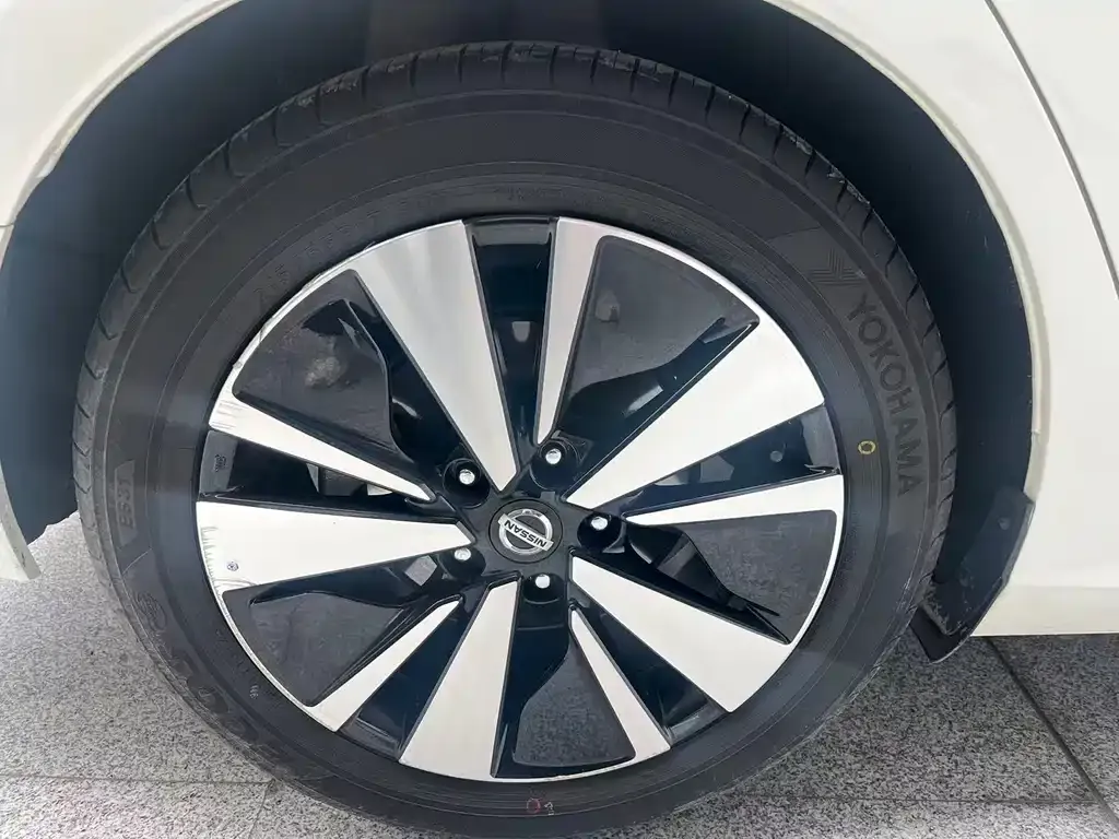 Nissan Teana — фото 10