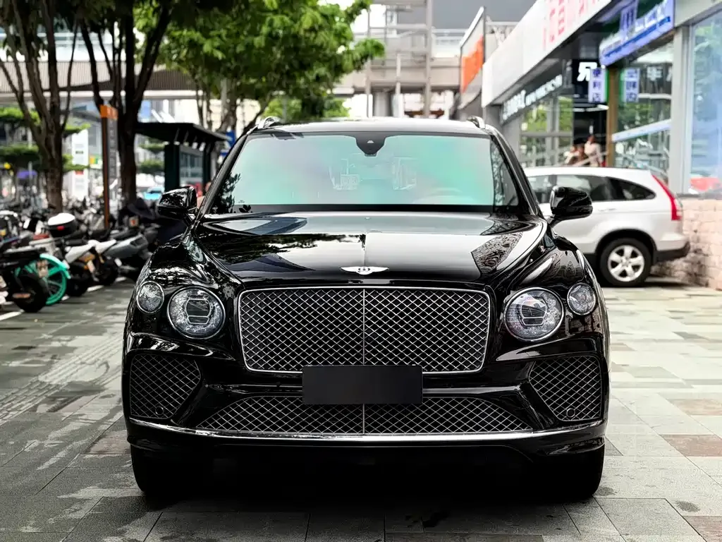 Bentley Bentayga — фото 2