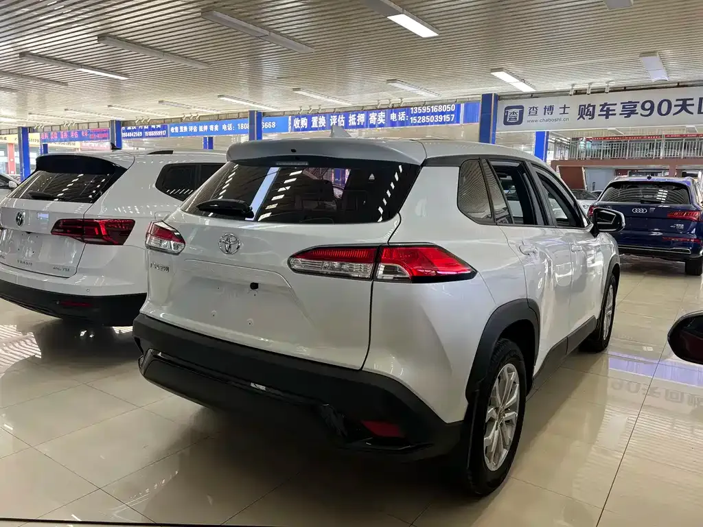 Toyota Frontlander 2022 из CN, фото 10