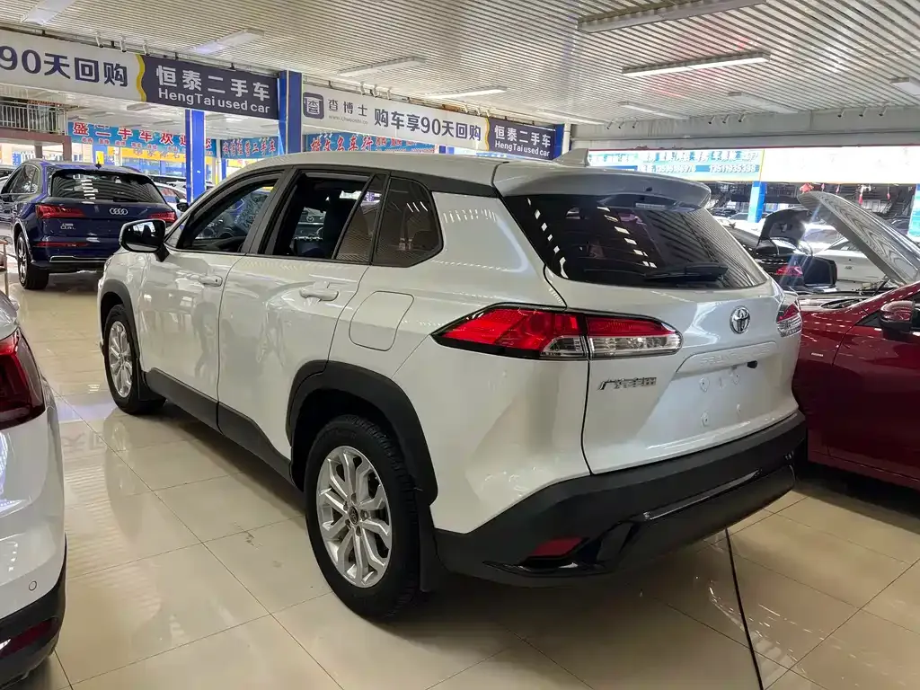 Toyota Frontlander 2022 из CN, фото 8