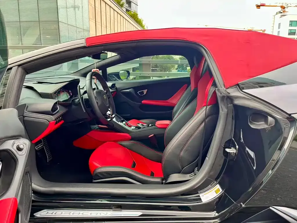 Lamborghini Huracan 2022 из CN, фото 8