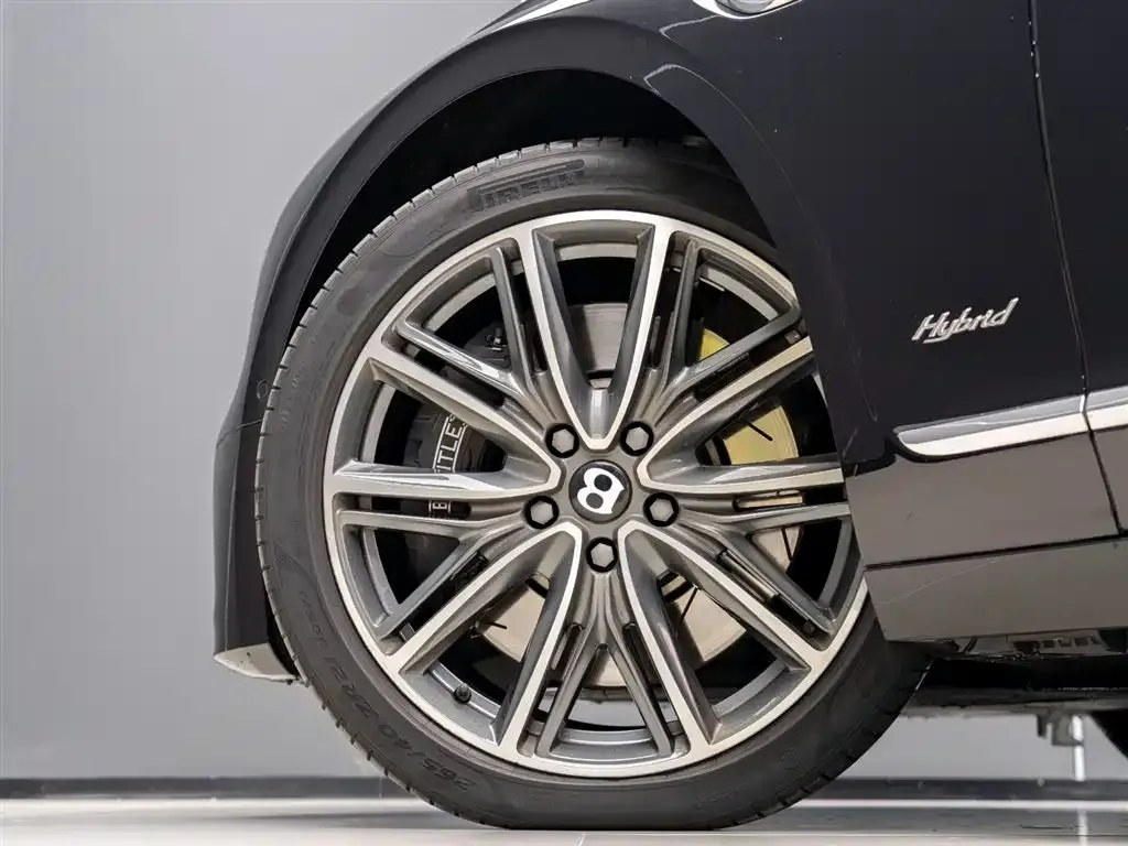 Bentley Flying Spur PHEV 2023 из CN, фото 5