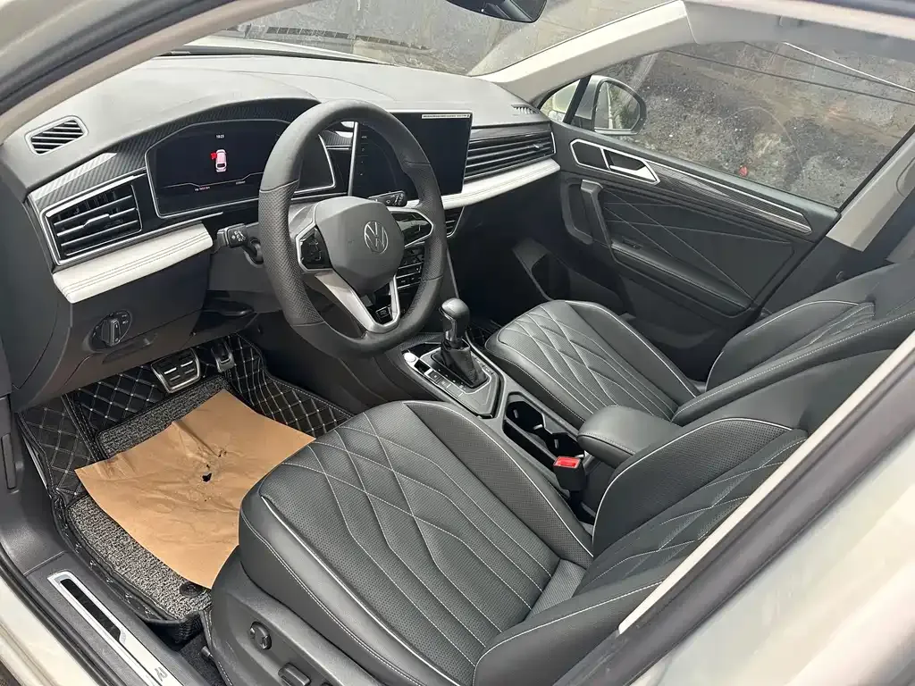 Volkswagen Tiguan L 2023 из CN, фото 5
