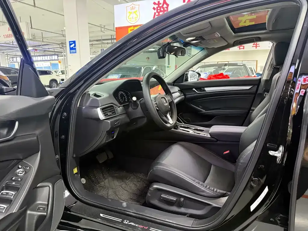 Honda Accord 2022 из CN, фото 7