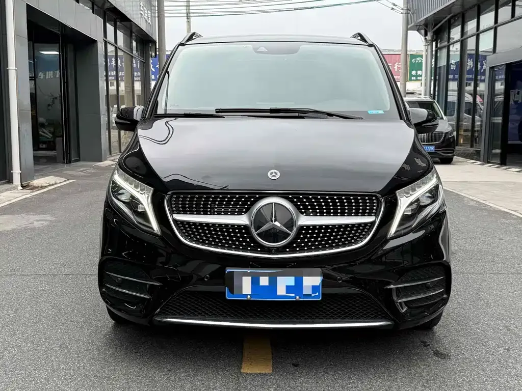 Mercedes-Benz V-Class — фото 2