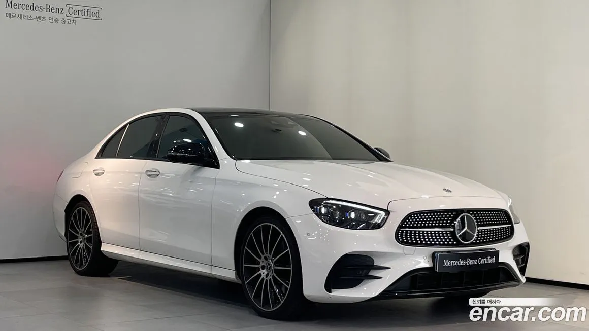 Mercedes-Benz E-Class — фото 1