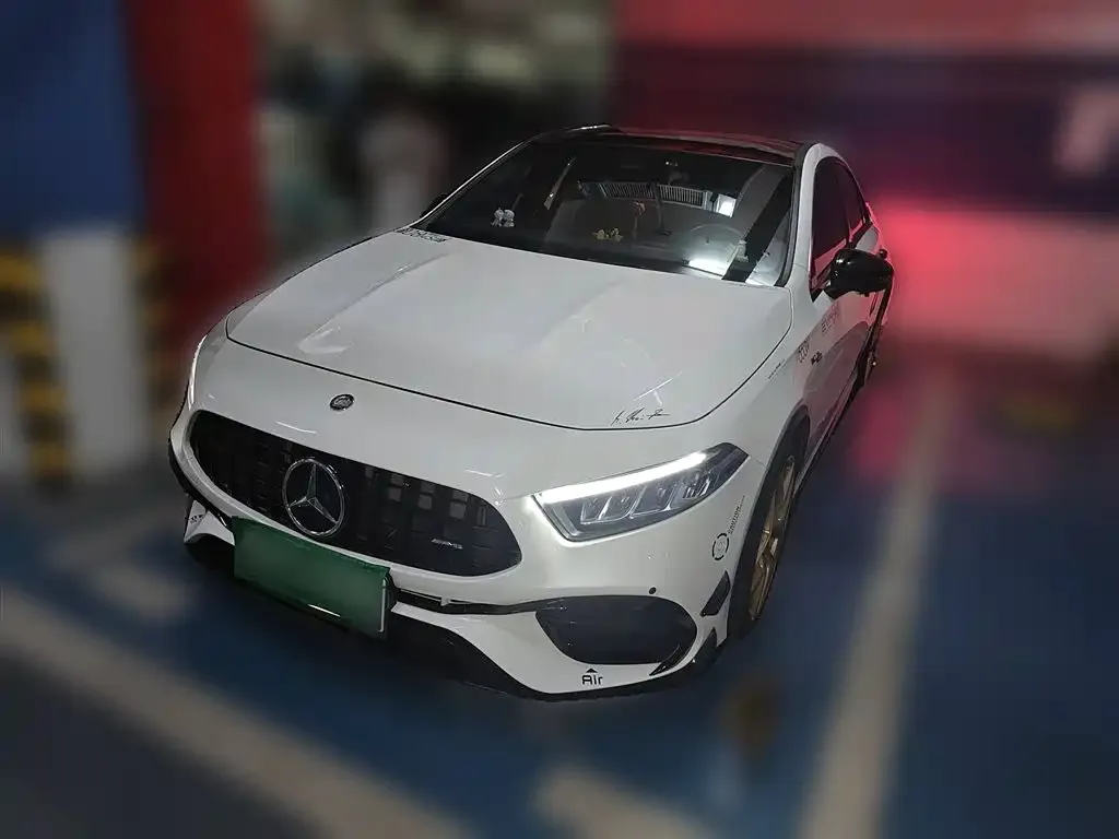 Mercedes-Benz A-Class 2023 из CN, фото 1